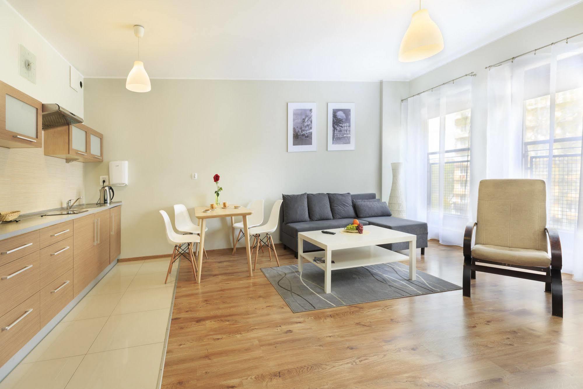 Apartamenty Aparts Łódź Extérieur photo